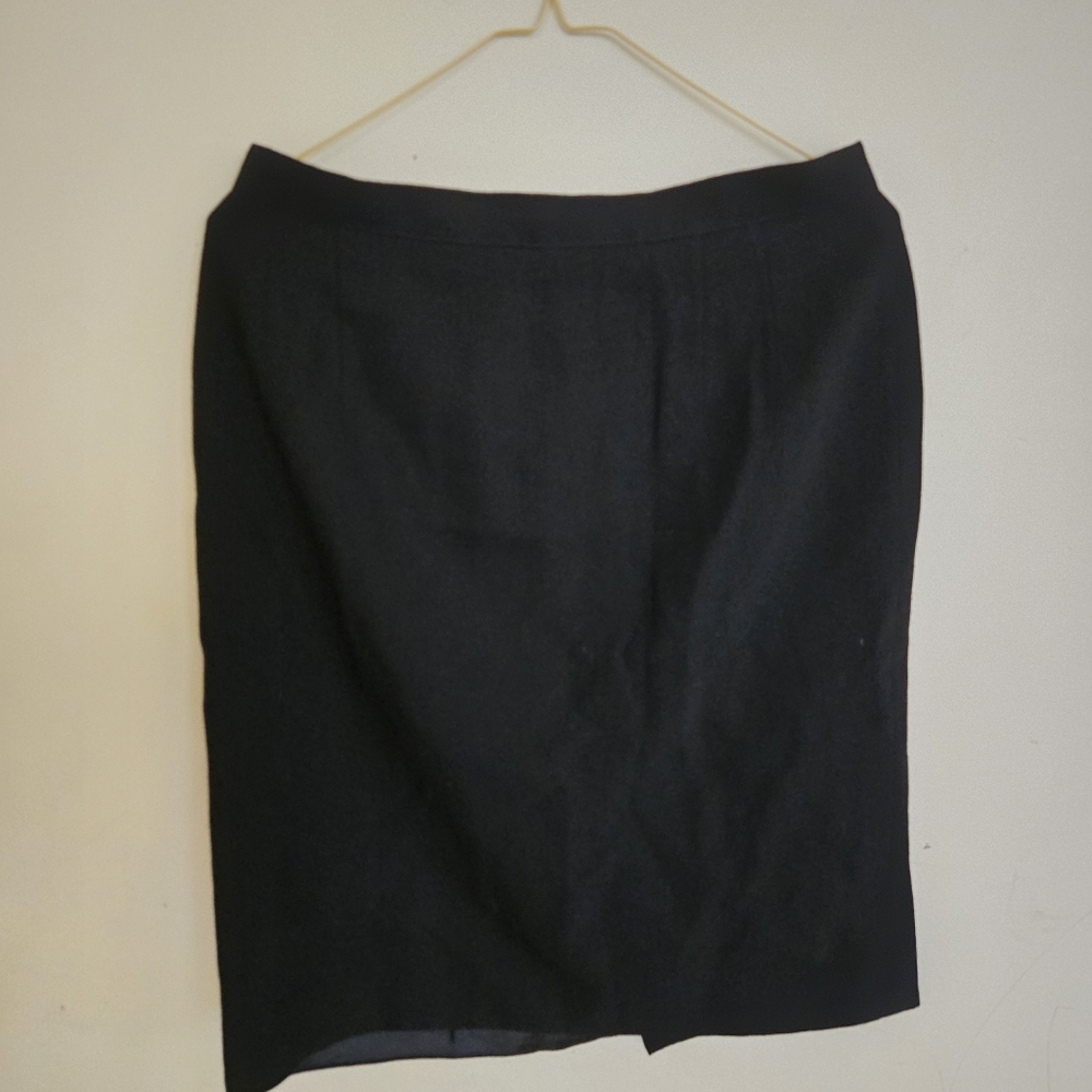 Giorgio Armani Black Pencil Mini Skirt for Night Out